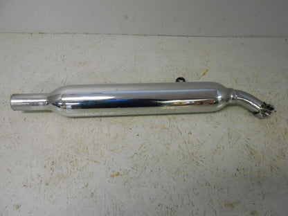 Höger sida på Ljuddämpare från en Triumph Bonneville -2001 motorcykel.