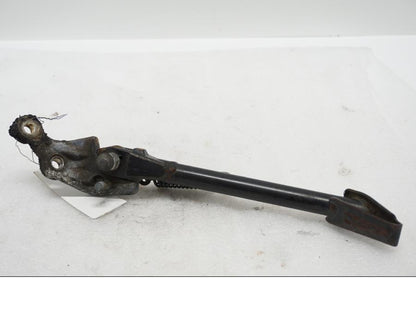 Framsidan på Sidostöd från en Ducati Monster 696 -2010 motorcykel.