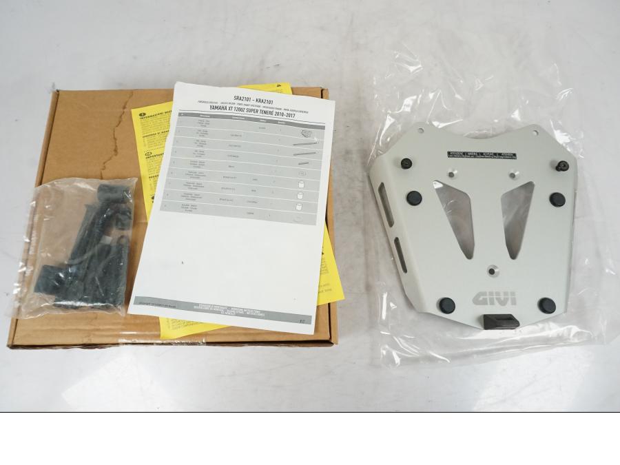 Framsidan på Pakethållare från en Yamaha XT 1200 Z -2020 motorcykel.