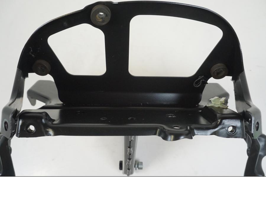 Extrabild1 på Toppkåpstag från en BMW F 650 CS -2002 motorcykel.