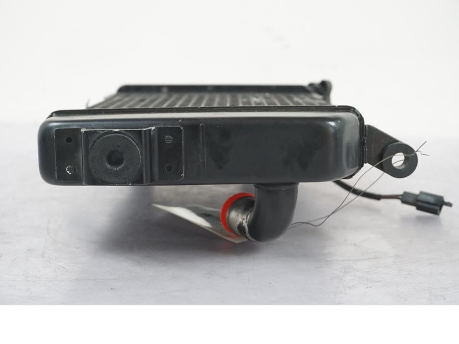 Extrabild4 på Vattenkyl från en Suzuki SV 650 -1999 motorcykel.