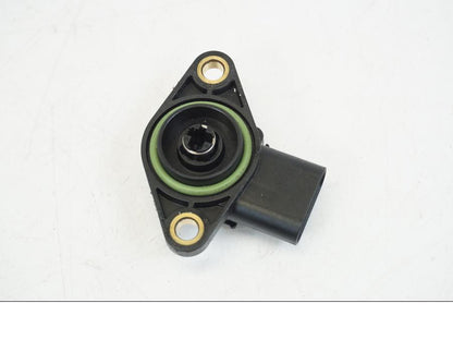 Framsidan på Neutralgivare från en BMW R 1250 GS -2019 motorcykel.