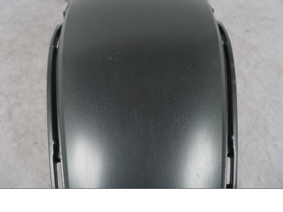 Snett uppifrån på Bensintankskåpa från en BMW K 1600 GTL -2015 motorcykel.