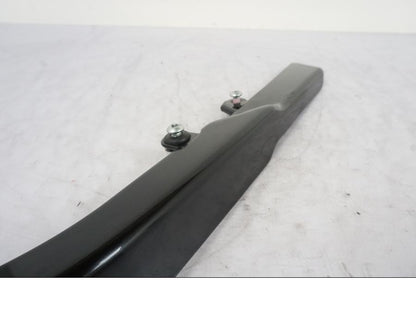 Vänster sida på Remskydd från en H-D Softail Sport Glide FLSB -2022 motorcykel.