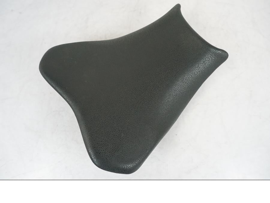 Framsidan på Sadel från en Kawasaki Z 900 -2019 motorcykel.