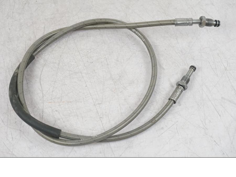 Framsidan på Kopplingsledning från en BMW R 1200 GS -2018 motorcykel.