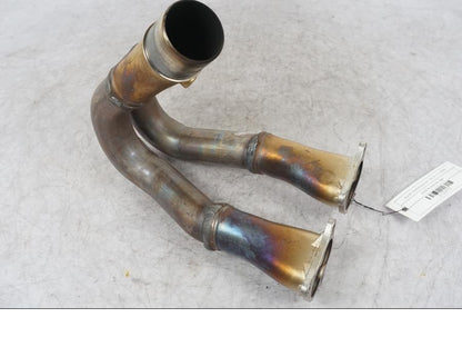 Framsidan på Grenrör från en Ducati Multistrada V4 -2024 motorcykel.