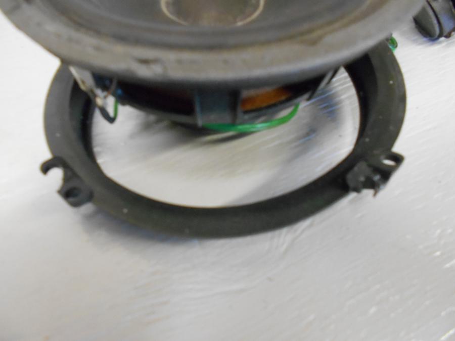 Höger sida på Högtalare från en BMW K 1200 LT -2007 motorcykel.