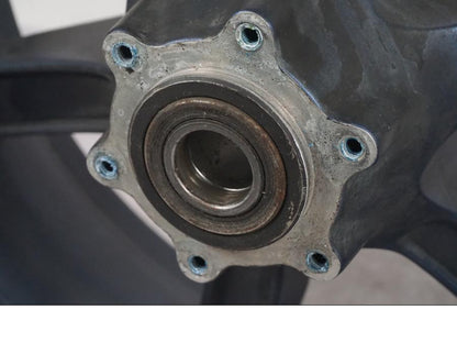 Extrabild2 på Fälg från en Buell 1125 R -2008 motorcykel.