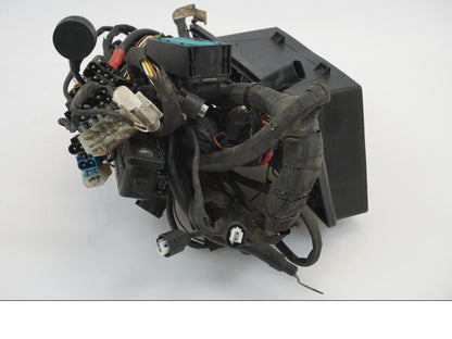 Höger sida på Kabelstam från en BMW R 1150 R -2002 motorcykel.