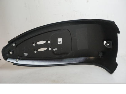 Extrabild1 på Bensintankskåpa från en Indian Chieftain Dark Horse -2019 motorcykel.