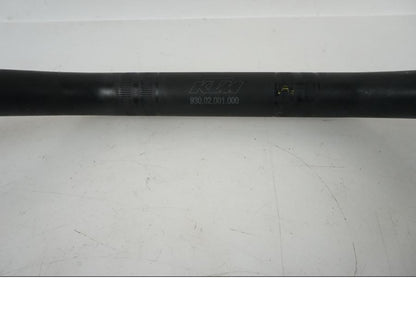 Baksidan på Styre från en KTM 125 Duke -2023 motorcykel.