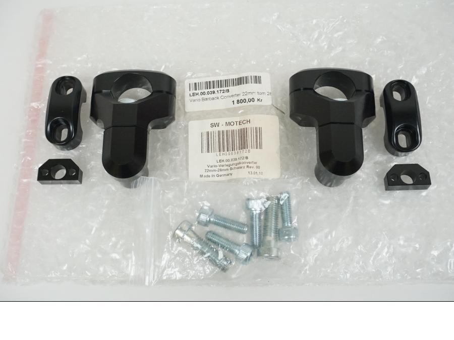 Framsidan på Styrfäste från en Universal Universal -2024 moped.