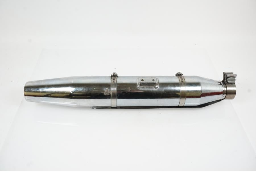 Höger sida på Ljuddämpare från en H-D Fat Boy -2008 motorcykel.