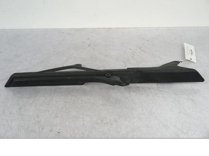 Baksidan på Kedjeskydd från en Yamaha MT-09 SP -2018 motorcykel.