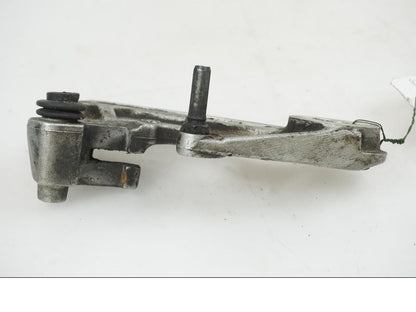 Höger sida på Bromsoksfäste från en KTM 400 EXC -2004 motorcykel.