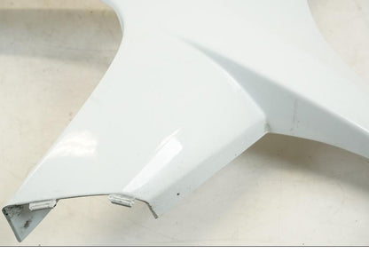 Vänster sida på Sidkåpa från en Suzuki GSX-R 750 -2008 motorcykel.