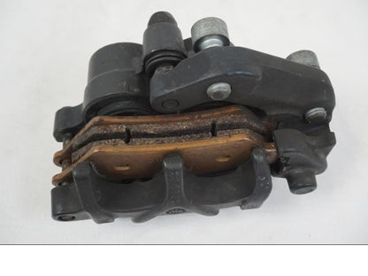 Snett nerifrån på Bromsok från en BMW F 650 CS -2002 motorcykel.