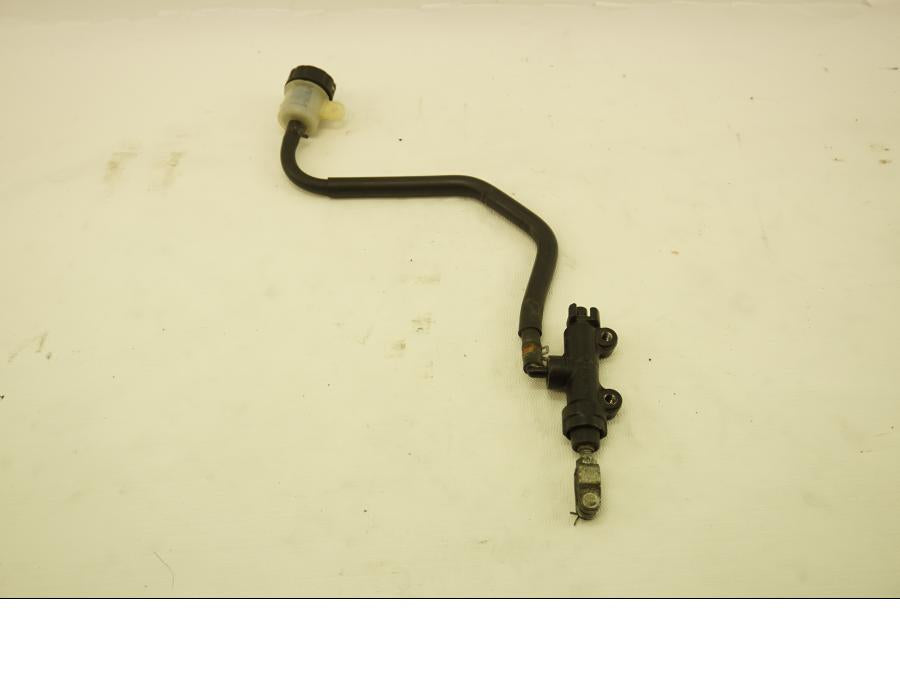 Framsidan på Bromshuvudcylinder från en Kawasaki ZX-6R -2008 motorcykel.