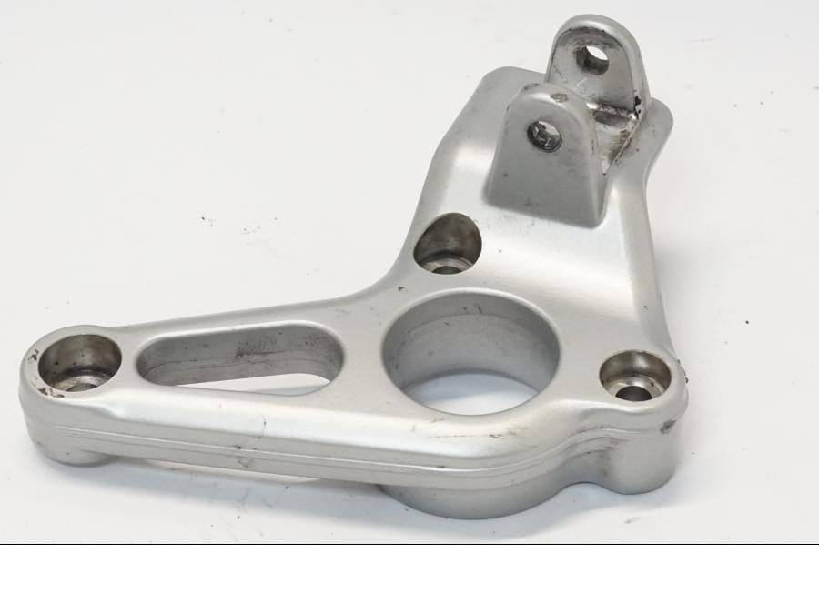 Höger sida på Fotpinnefäste från en BMW R 1150 RS -2004 motorcykel.