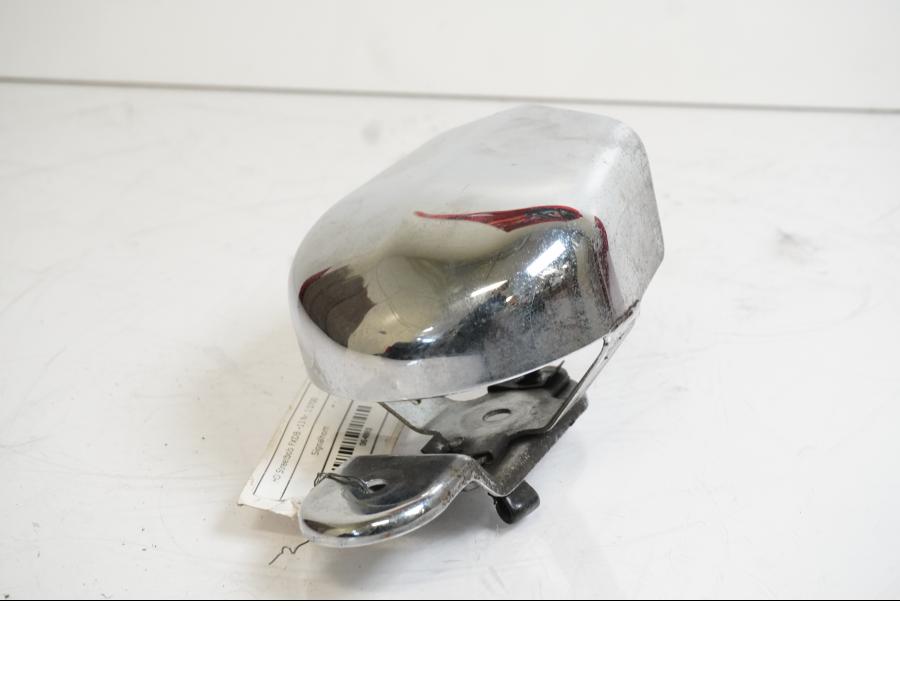 Baksidan på Signalhorn / Tuta från en H-D Dyna Street Bob FXDB/I -2013 motorcykel.