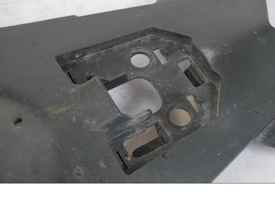 Extrabild3 på Undertail från en Kawasaki ER-6N -2016 motorcykel.