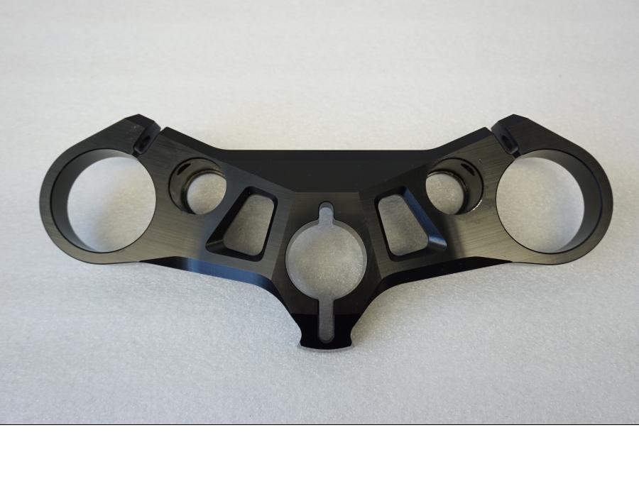 Framsidan på Gaffelkrona från en Ducati Alla -2020 motorcykel.