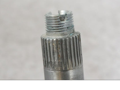 Snett uppifrån på Styrstolpe från en BMW K 1600 GTL -2015 motorcykel.