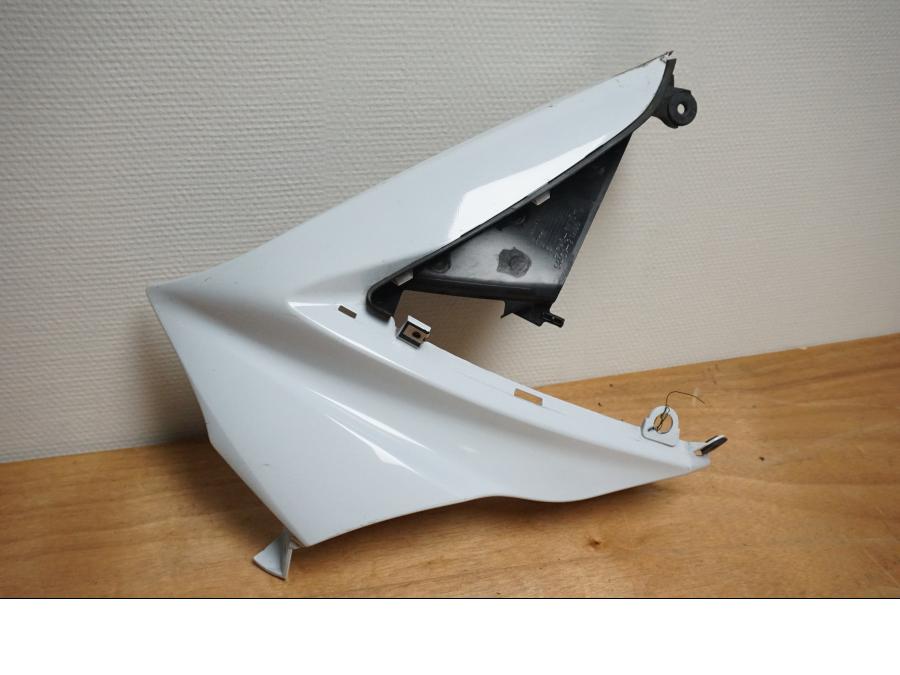 Baksidan på Toppkåpsinsida från en Suzuki GSX-R 1000 -2007 motorcykel.