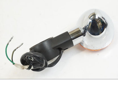 Snett uppifrån på Blinkers från en Kawasaki VN 800 -2000 motorcykel.