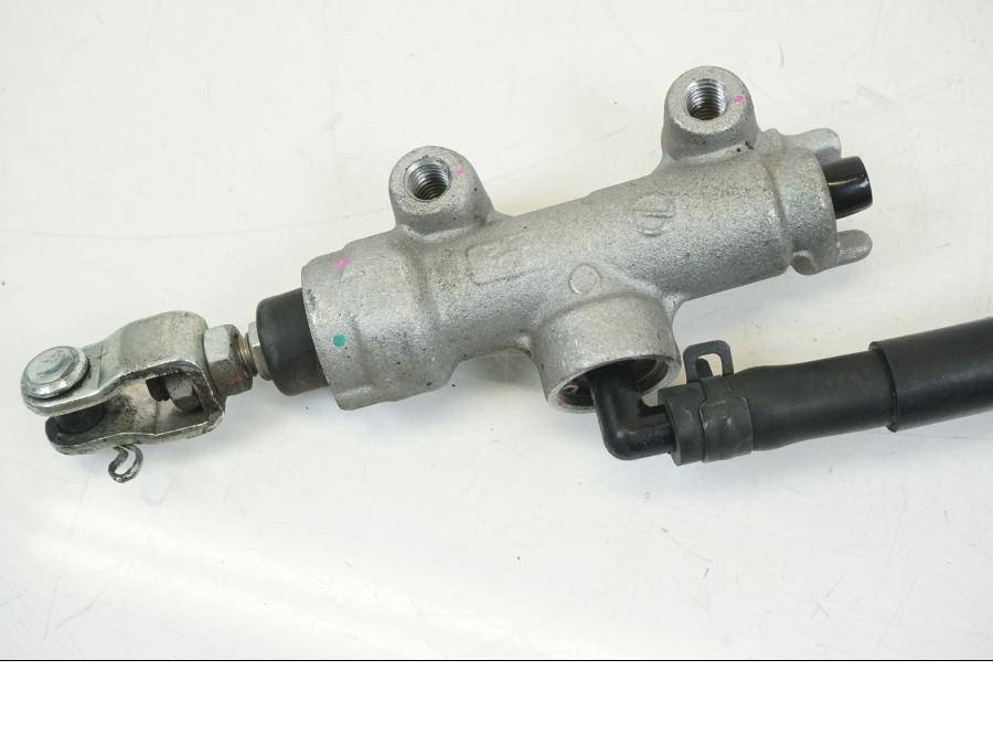 Extrabild3 på Bromshuvudcylinder från en Kawasaki ER-6F -2016 motorcykel.