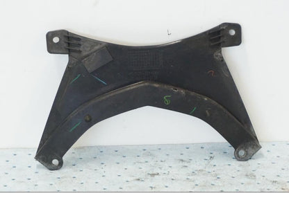 Vänster sida på Bakvinge från en Suzuki GSX 1300 BK -2008 motorcykel.