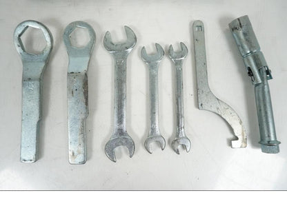 Extrabild1 på Verktyg från en Kawasaki Z 750 -2006 motorcykel.