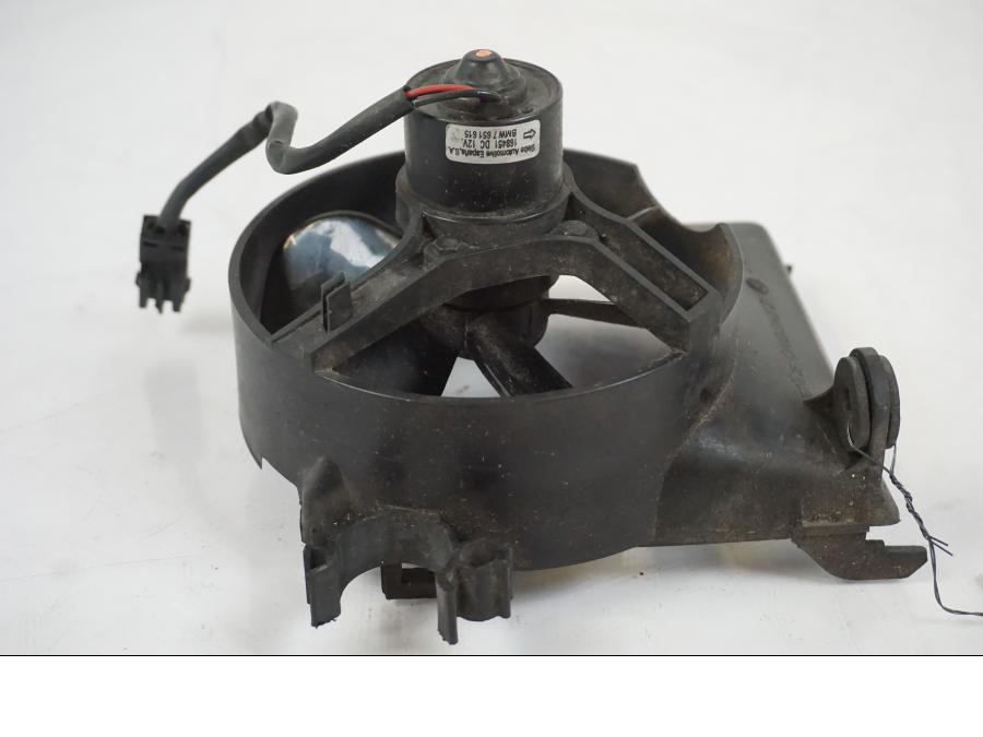 Extrabild2 på Vattenkylfläkt från en BMW F 650 CS -2002 motorcykel.