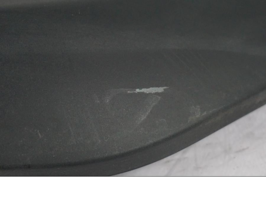 Baksidan på Bakvinge från en BMW R 1200 R -2007 motorcykel.