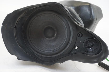 Höger sida på Högtalare från en BMW K 1200 LT -2004 motorcykel.