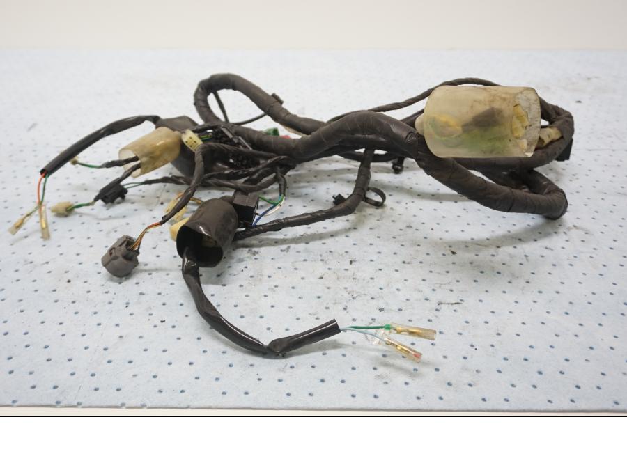 Framsidan på Kabelstam från en Honda VTR 1000 F -1997 motorcykel.