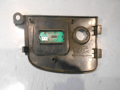 Baksidan på Voltmätare från en Honda GL 1800 -2001 motorcykel.