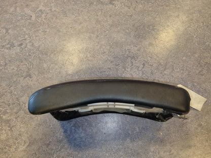 Baksidan på Sadel från en Yamaha XVS 650 -1997 motorcykel.