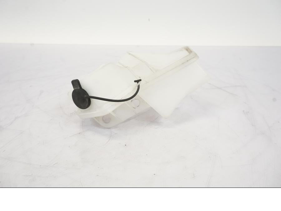 Framsidan på Vattenexpansionskärl från en BMW R 1250 GS -2019 motorcykel.