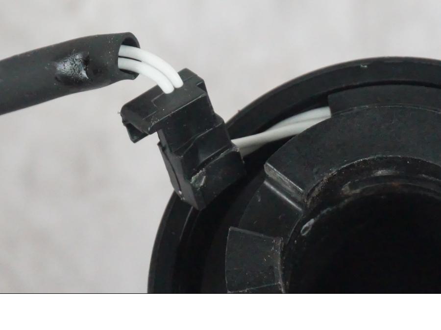 Vänster sida på Värmehandtag från en Ducati Multistrada V4 -2024 motorcykel.