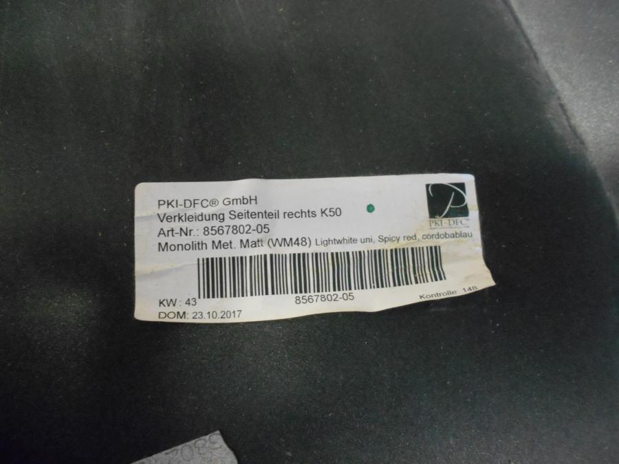 Snett uppifrån på Bensintankskåpa från en BMW R 1200 GS -2016 motorcykel.