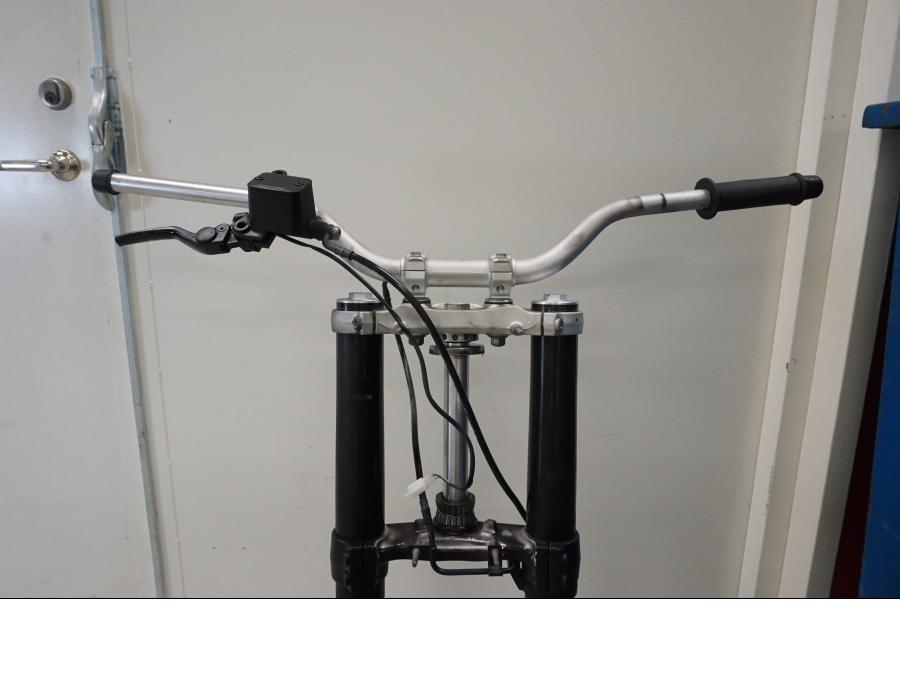 Extrabild2 på Gaffelpaket från en KTM 690 Duke -2016 motorcykel.