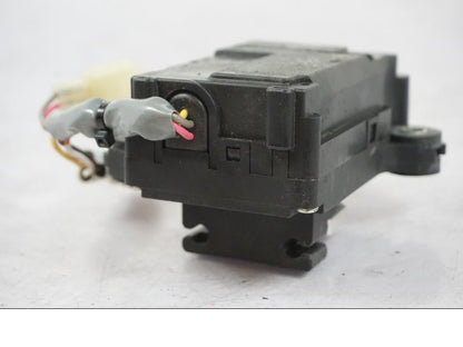 Snett nerifrån på Avgasspjällmotor från en Kawasaki ZX-6R -2011 motorcykel.