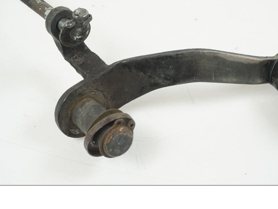 Vänster sida på Växelpedal från en Honda CBR 125 R -2006 motorcykel.