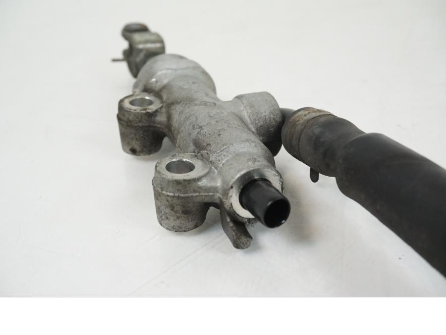 Extrabild2 på Bromshuvudcylinder från en Kawasaki ZZR 1100 -1994 motorcykel.