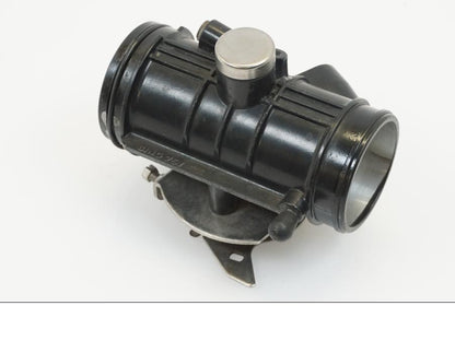 Snett uppifrån på Spjällhus från en BMW R 1150 R -2002 motorcykel.