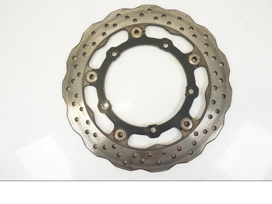 Vänster sida på Bromsskiva från en Yamaha XSR 700 -2016 motorcykel.