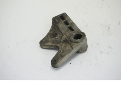 Vänster sida på Bromsoksfäste från en Suzuki GSX-R 750 -1992 motorcykel.