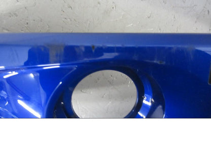 Snett uppifrån på Bensintankskåpa från en Yamaha YZF-R 125 -2016 motorcykel.